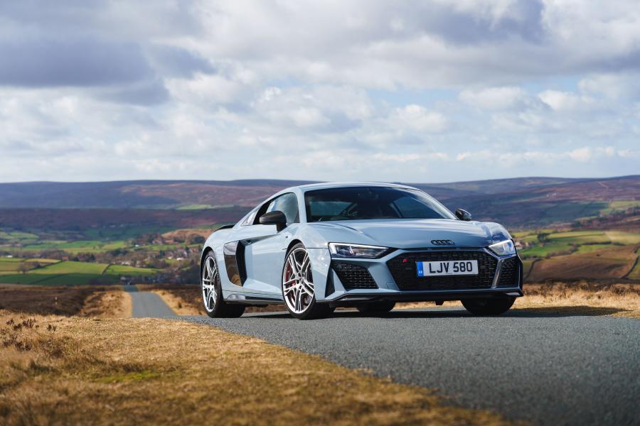  Audi R8 V10 Performance 2019 года  (UK) (фото 83 из 136)